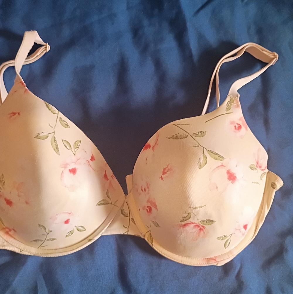 Victoria secret Floral Cream Bra